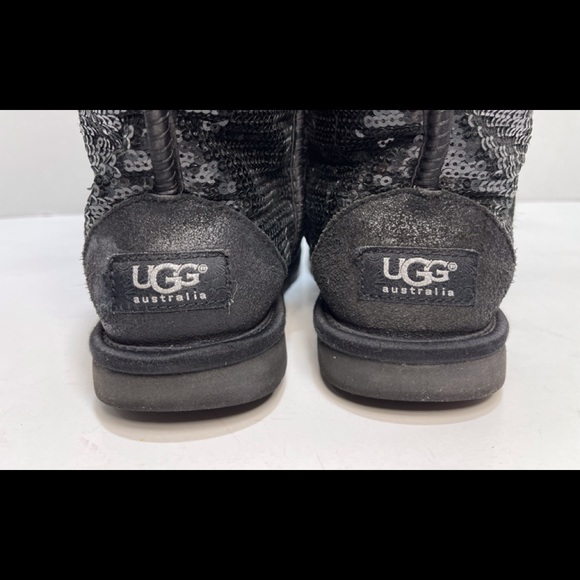 UGG 3161 Classic Short Black Sequin Sparkle Sheepskin Lined Boots Women’s Size 5 - Picture 3 of 14